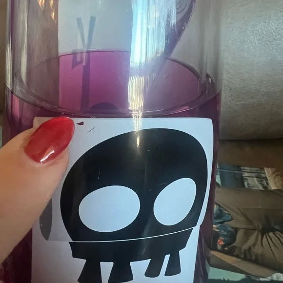 2025 Disneyland Magic key Kuzco’s poison Bottle siper bottle - Picture 5 of 14